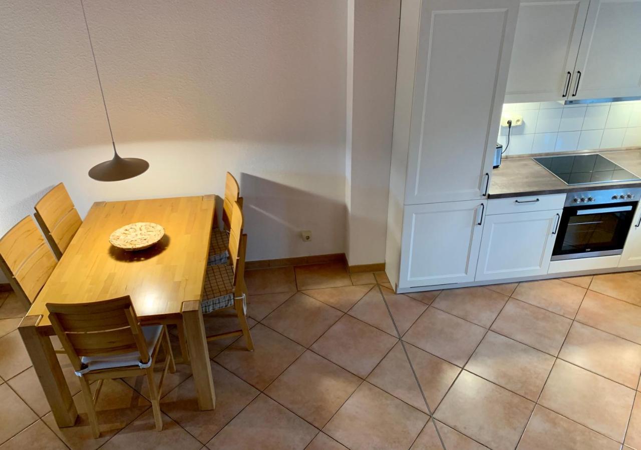 Ferienhaus Mit Bootssteg Am See In Райнсберг Екстериор снимка